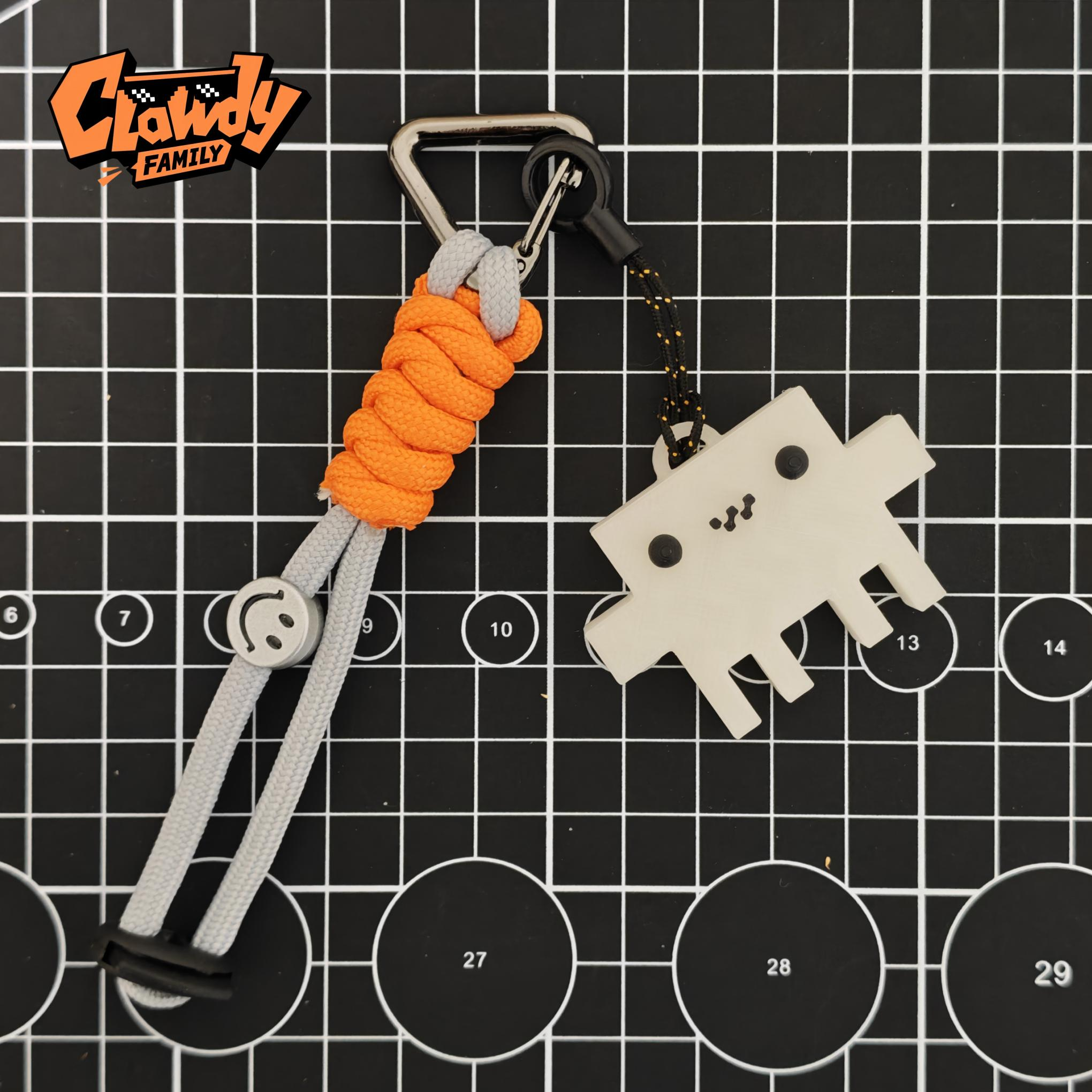 Clawdy Keychain Round Eyes Color Change